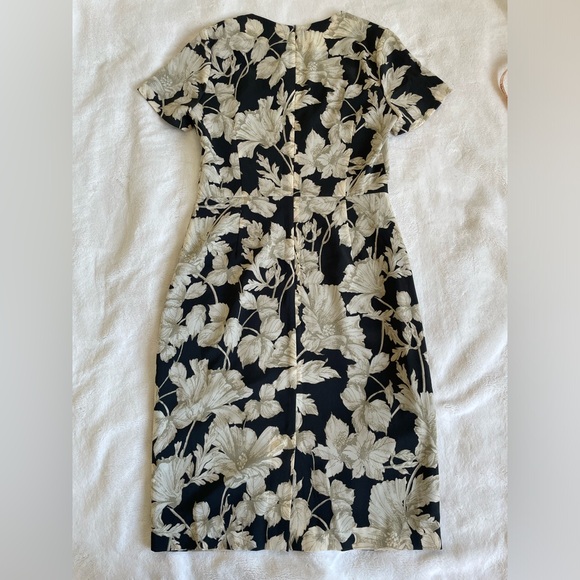 Banana republic sheath dress cream and dark grey pattern - Picture 4 of 9